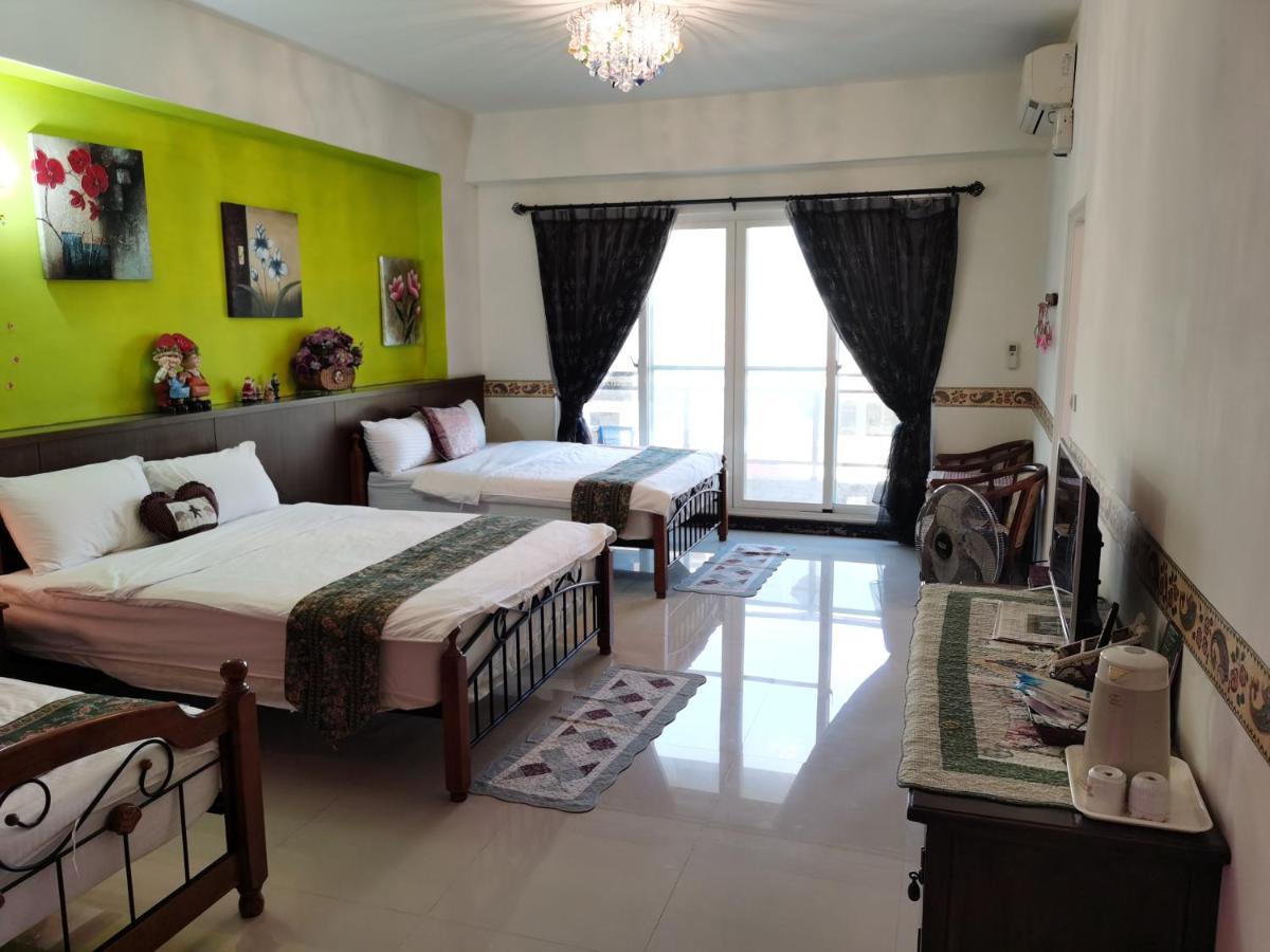 Golden Mary Bed & Breakfast Taitung Exterior photo